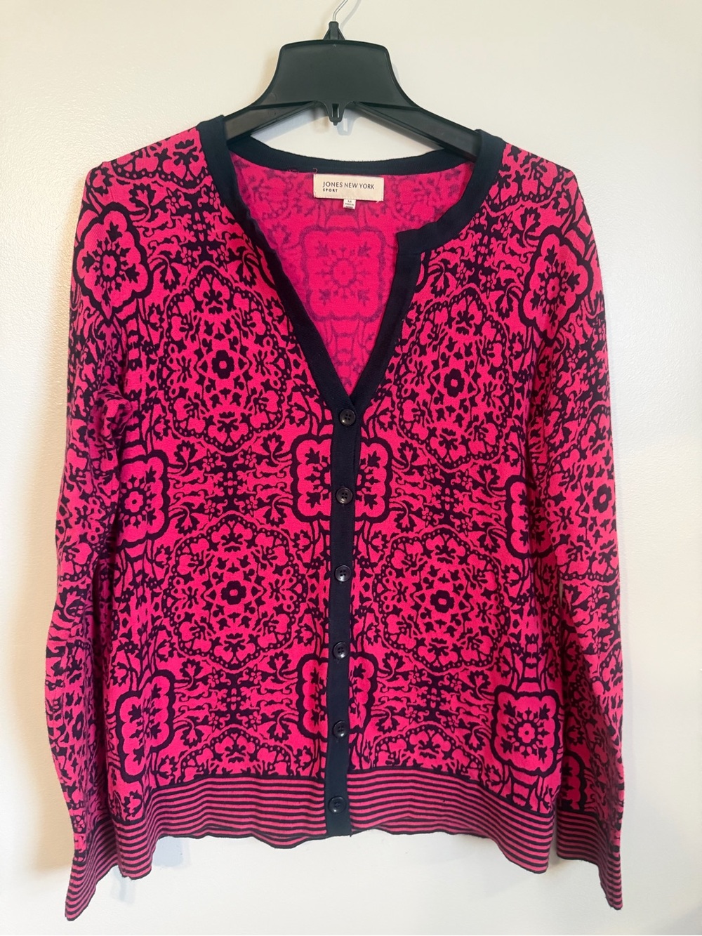 Jones New York Pink and Navy Paisley Patterned Cardigan Sweater size Medium